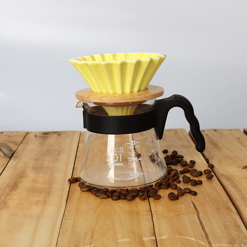 Rippled Dripper with Wood Stand 1-2 cups (Yellow) - Curve Coffee Collaborators